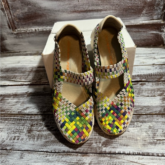 Skechers Colorful Woven Sneakers - Picture 2 of 7